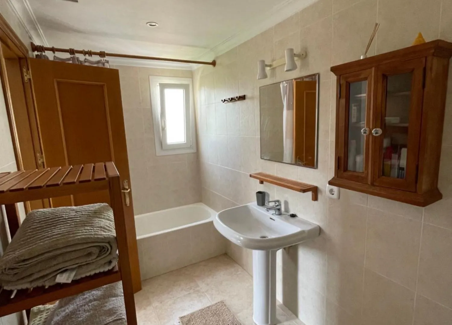 Beautiful Apartment With Sea View And Great Pool Portocolom  Spain